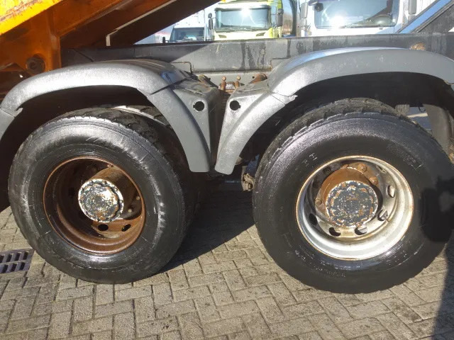 Camion benne MAN TGA 41.440 8X6 MEILLER 22 CUB MANUAL GEARBOX: photos 7