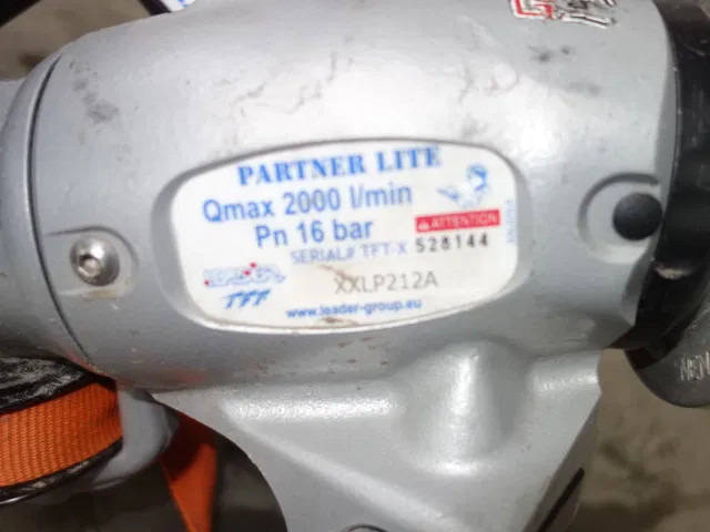 Mercedes-Benz 1325 WATER CANON - Camion de pompier: photos 3 Mercedes-Benz 1325 WATER CANON - Camion de pompier: photos 3