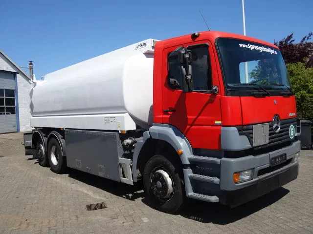 Mercedes-Benz ATEGO 2533 6X2 ,18000 LITER TANK - Camion citerne: photos 1 Mercedes-Benz ATEGO 2533 6X2 ,18000 LITER TANK - Camion citerne: photos 1