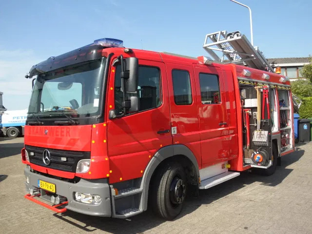 Mercedes-Benz Atego 1326 FIRE TRUCK - Camion de pompier: photos 3 Mercedes-Benz Atego 1326 FIRE TRUCK - Camion de pompier: photos 3
