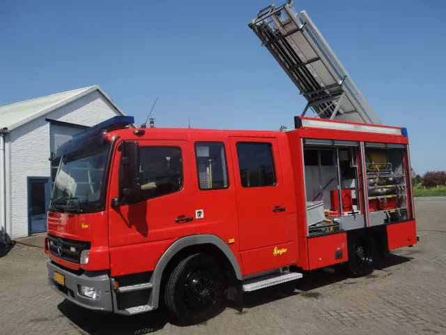Mercedes-Benz Atego 1326 ziegler pump - Camion de pompier: photos 1 Mercedes-Benz Atego 1326 ziegler pump - Camion de pompier: photos 1