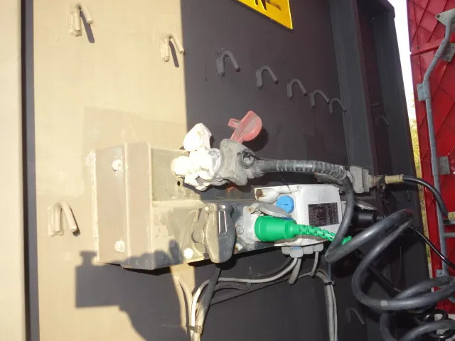 Pacton 3asser drum brakes - Semi-remorque plateau: photos 4 Pacton 3asser drum brakes - Semi-remorque plateau: photos 4