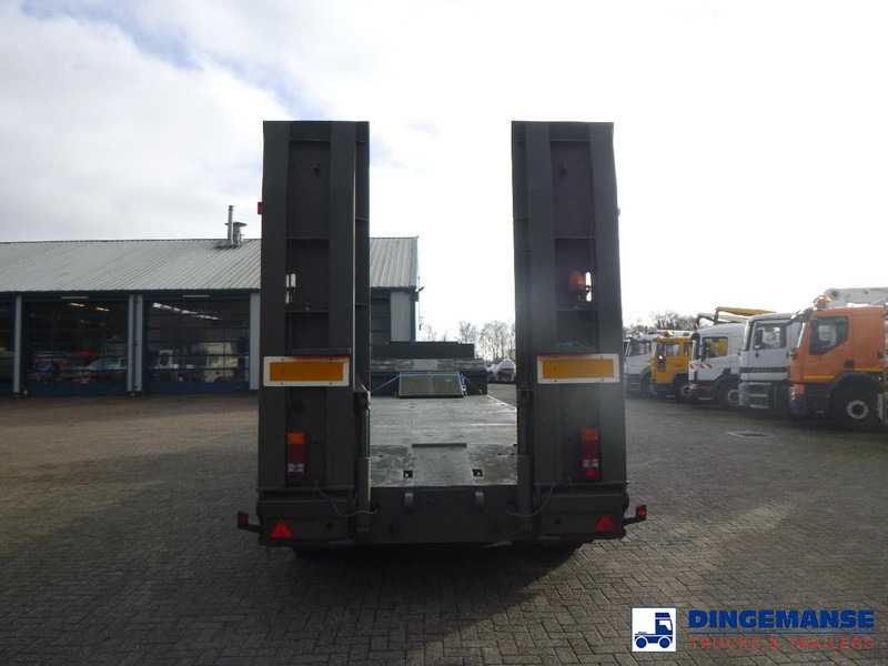 Semi-remorque surbaissé Broshuis 3-axle semi-lowbed trailer E-2130 / 73 t + ramps: photos 10