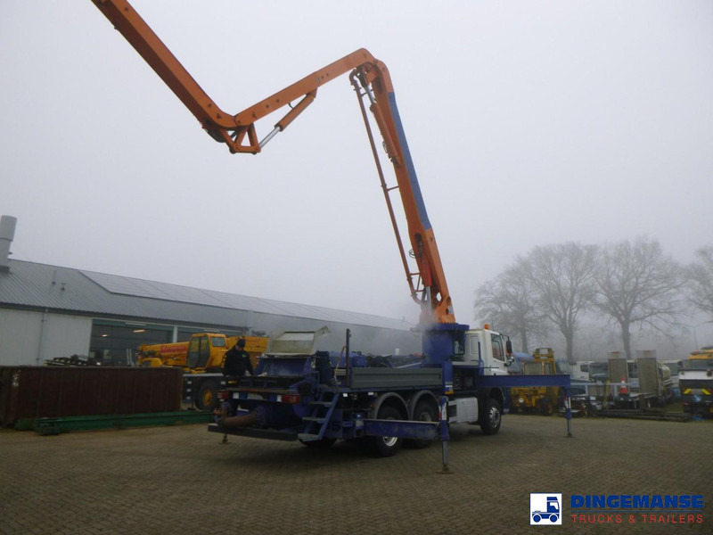 DAF CF 370 6X4 RHD Sermac 5Z36 concrete pump 36 m - Camion pompe: photos 4 DAF CF 370 6X4 RHD Sermac 5Z36 concrete pump 36 m - Camion pompe: photos 4