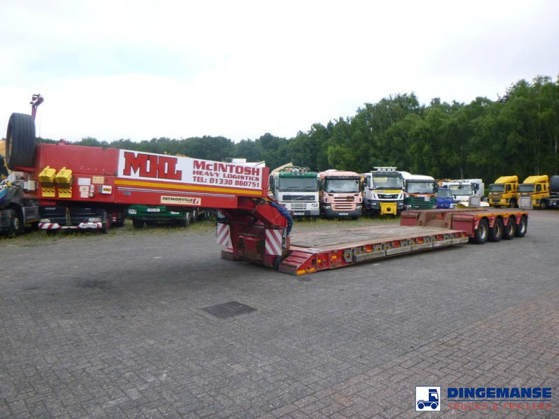 Faymonville 4-axle lowbed trailer 88t STBZ-4AV - Remorque porte-engin surbaissée: photos 1 Faymonville 4-axle lowbed trailer 88t STBZ-4AV - Remorque porte-engin surbaissée: photos 1