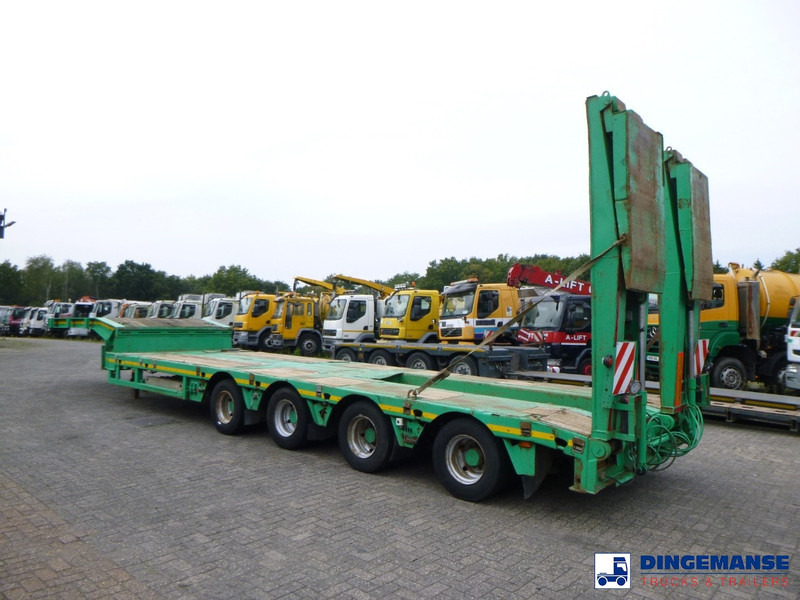 Faymonville 4-axle semi-lowbed trailer 65 t + ramps ext. - Semi-remorque surbaissé: photos 3 Faymonville 4-axle semi-lowbed trailer 65 t + ramps ext. - Semi-remorque surbaissé: photos 3