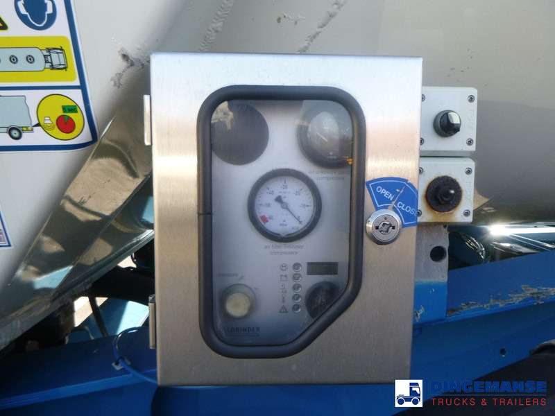 Semi-remorque citerne Feldbinder Powder tank alu 60 m3 / Compressor diesel engine.: photos 18