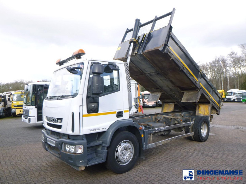 Iveco Eurocargo 180E25 4x2 RHD tipper - Camion benne: photos 1 Iveco Eurocargo 180E25 4x2 RHD tipper - Camion benne: photos 1