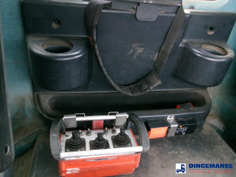 Camion grue Iveco Stralis 310 6x2 Euro 6 + Atlas 105.2 crane: photos 9