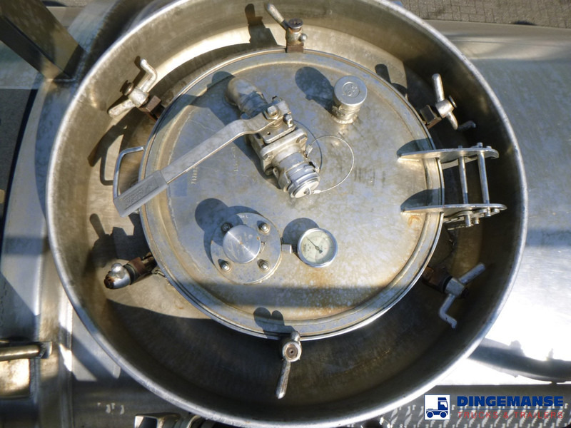 Semi-remorque citerne Magyar Chemical tank inox 40.5 m3 / 3 comp: photos 13