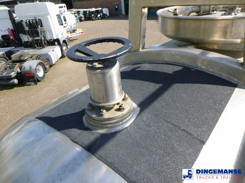 Semi-remorque citerne Magyar Chemical tank inox 40.5 m3 / 3 comp: photos 12