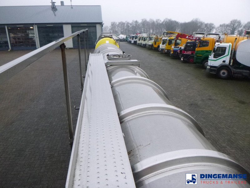 Semi-remorque citerne Magyar Food tank inox 21.9 m3 / 1 comp + pump: photos 14 Semi-remorque citerne Magyar Food tank inox 21.9 m3 / 1 comp + pump: photos 14