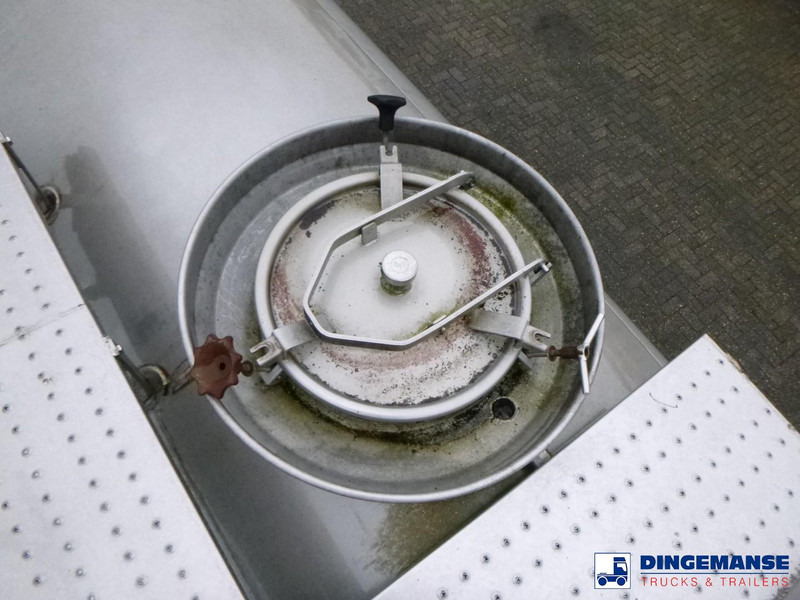 Semi-remorque citerne Magyar Food tank inox 21.9 m3 / 1 comp + pump: photos 15 Semi-remorque citerne Magyar Food tank inox 21.9 m3 / 1 comp + pump: photos 15