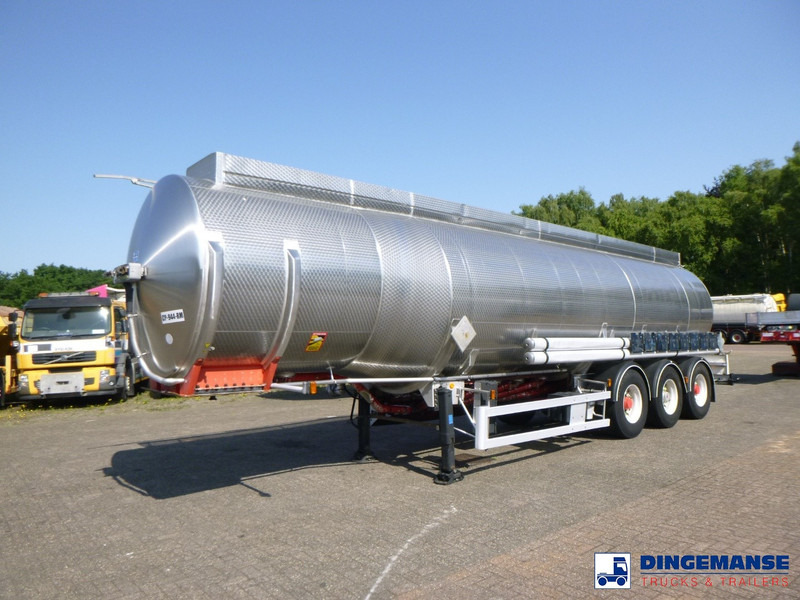 Magyar Fuel tank inox 38.8m3 / 8comp ADR valid 02/12/2025 - Semi-remorque citerne: photos 1 Magyar Fuel tank inox 38.8m3 / 8comp ADR valid 02/12/2025 - Semi-remorque citerne: photos 1