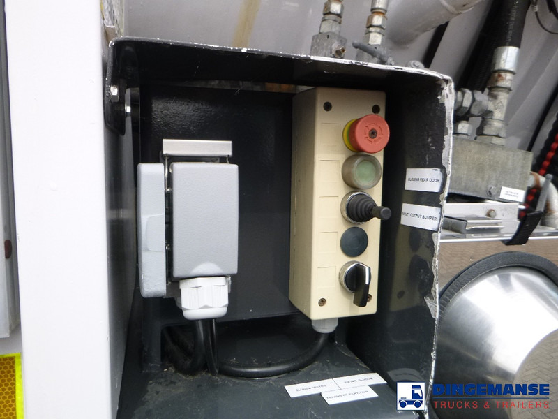 Camion hydrocureur Mercedes-Benz Actros 2541 6x2 RHD E5 Huwer vacuum tank / hydrocureur 12 m3: photos 16