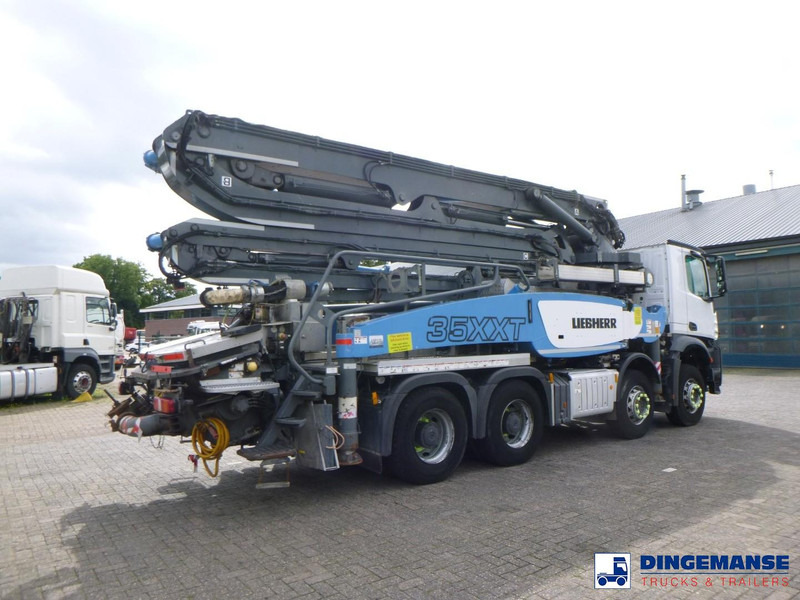 Mercedes-Benz Arocs 8x4 Liebherr 35 XXT concrete pump 35 m - Camion pompe: photos 3 Mercedes-Benz Arocs 8x4 Liebherr 35 XXT concrete pump 35 m - Camion pompe: photos 3