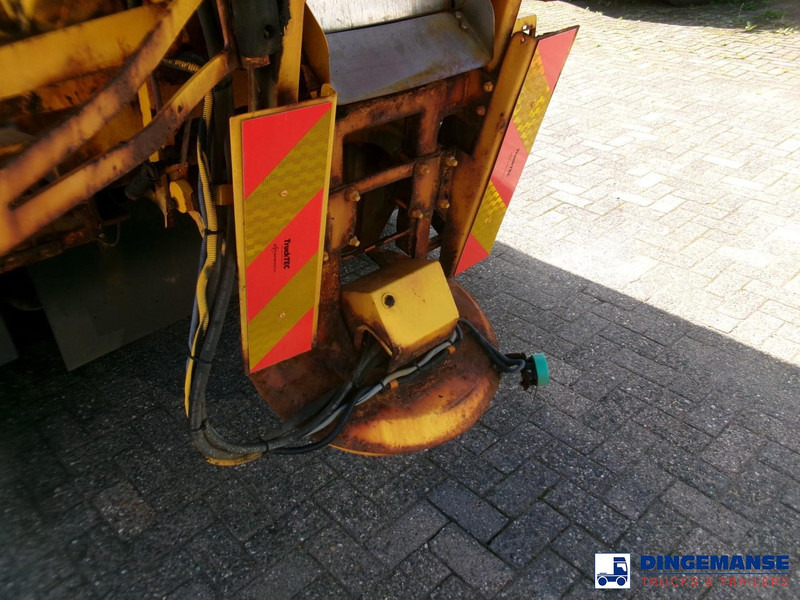 Engin de déneigement Mercedes-Benz Axor 2629 6x4 RHD gritter / salt spreader: photos 12 Engin de déneigement Mercedes-Benz Axor 2629 6x4 RHD gritter / salt spreader: photos 12