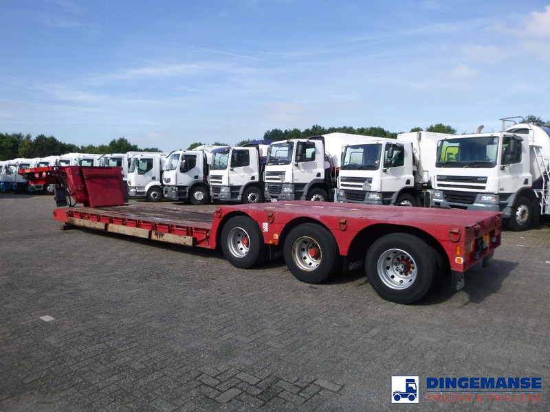 Nooteboom 3-axle lowbed trailer OSDAZ-56 - Semi-remorque surbaissé: photos 5 Nooteboom 3-axle lowbed trailer OSDAZ-56 - Semi-remorque surbaissé: photos 5