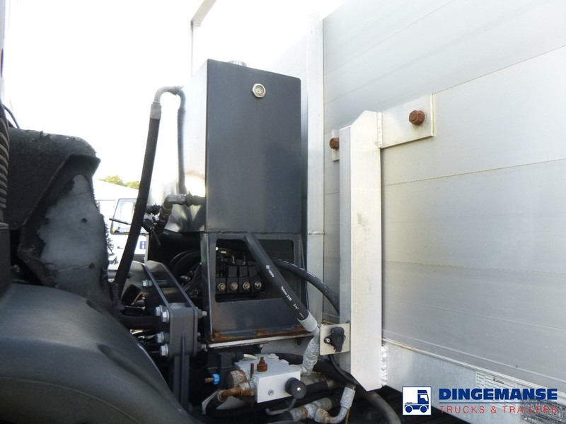 Camion plateau Renault Kerax 380 DXI 4x4 Euro 5 + Hydraulics: photos 15