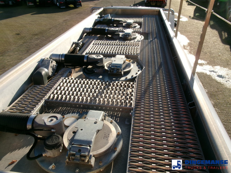 Renault Midlum 270 4x2 fuel tank 11.5 m3 / 4 comp ADR 26-04-2024 - crédit-bail Renault Midlum 270 4x2 fuel tank 11.5 m3 / 4 comp ADR 26-04-2024: photos 15