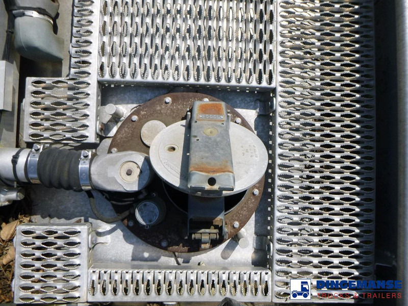 Renault Premium 280 dxi 4x2 fuel tank 13.6 m3 / 4 comp - crédit-bail Renault Premium 280 dxi 4x2 fuel tank 13.6 m3 / 4 comp: photos 10 Renault Premium 280 dxi 4x2 fuel tank 13.6 m3 / 4 comp - crédit-bail Renault Premium 280 dxi 4x2 fuel tank 13.6 m3 / 4 comp: photos 10