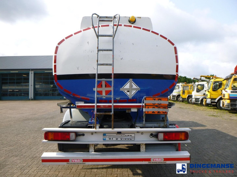 Scania P 230 DB 4x2 RHD fuel tank 12.4 m3 / 4 comp - Camion citerne: photos 5 Scania P 230 DB 4x2 RHD fuel tank 12.4 m3 / 4 comp - Camion citerne: photos 5