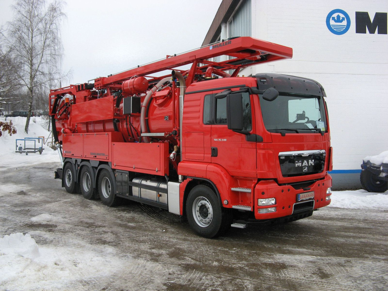 MAN TGS 35.540 8x4 Müller 16m³ WRG + 800 meter HD - Camion hydrocureur: photos 2 MAN TGS 35.540 8x4 Müller 16m³ WRG + 800 meter HD - Camion hydrocureur: photos 2