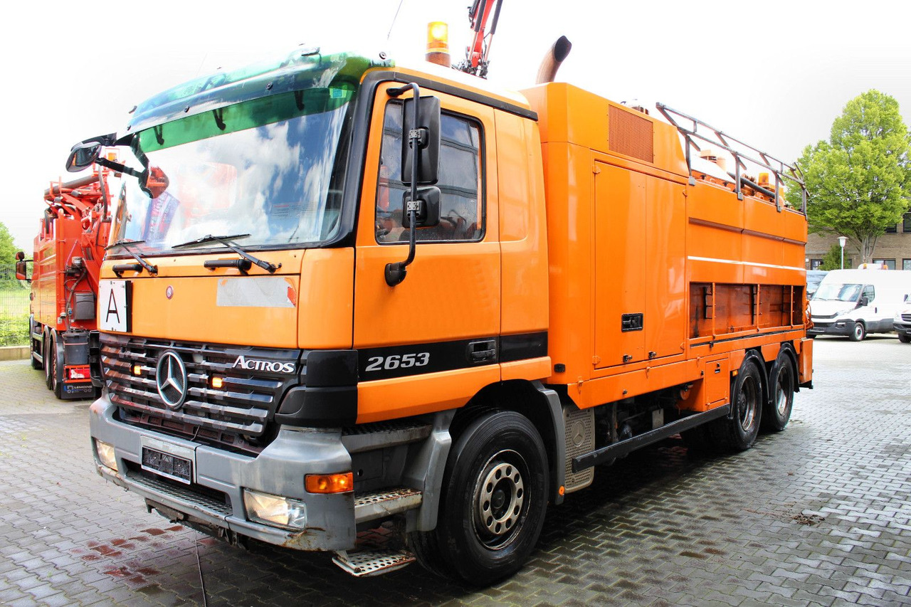 Mercedes-Benz Actros 2653 6x4 V8 Müller 16m³ Saug u.Spül-Kombi - Camion hydrocureur: photos 2 Mercedes-Benz Actros 2653 6x4 V8 Müller 16m³ Saug u.Spül-Kombi - Camion hydrocureur: photos 2