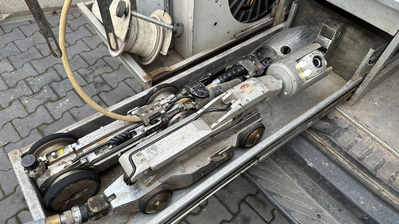 Mercedes-Benz Sprinter 516 CDI IBAK-TV Kamera Inspektion LISY - Camion hydrocureur: photos 3 Mercedes-Benz Sprinter 516 CDI IBAK-TV Kamera Inspektion LISY - Camion hydrocureur: photos 3