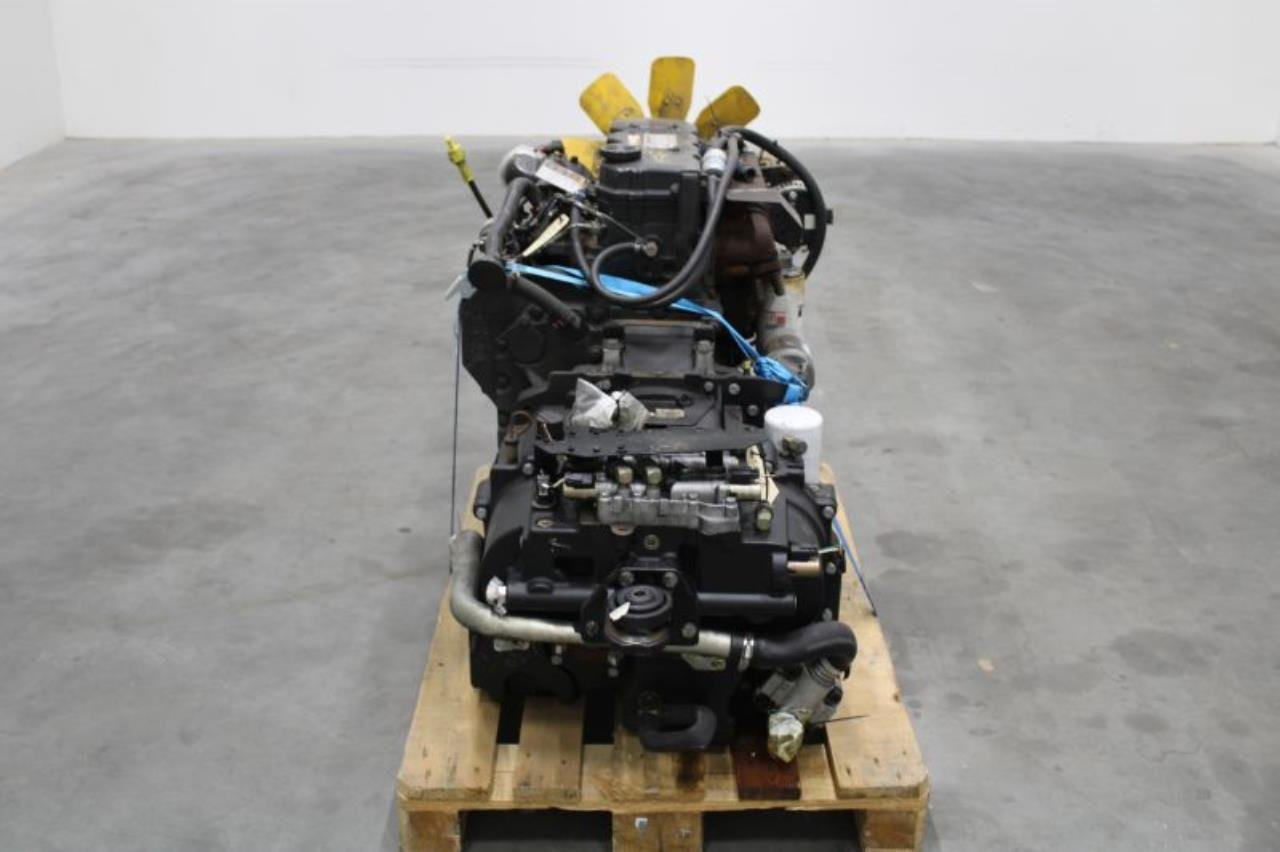 Cummins B4.5RGT - Moteur: photos 4 Cummins B4.5RGT - Moteur: photos 4
