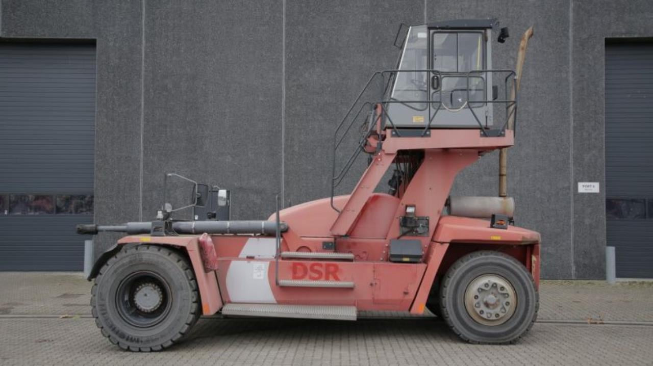 Kalmar DCF90-45ES - Chariot porte-conteneur: photos 1 Kalmar DCF90-45ES - Chariot porte-conteneur: photos 1