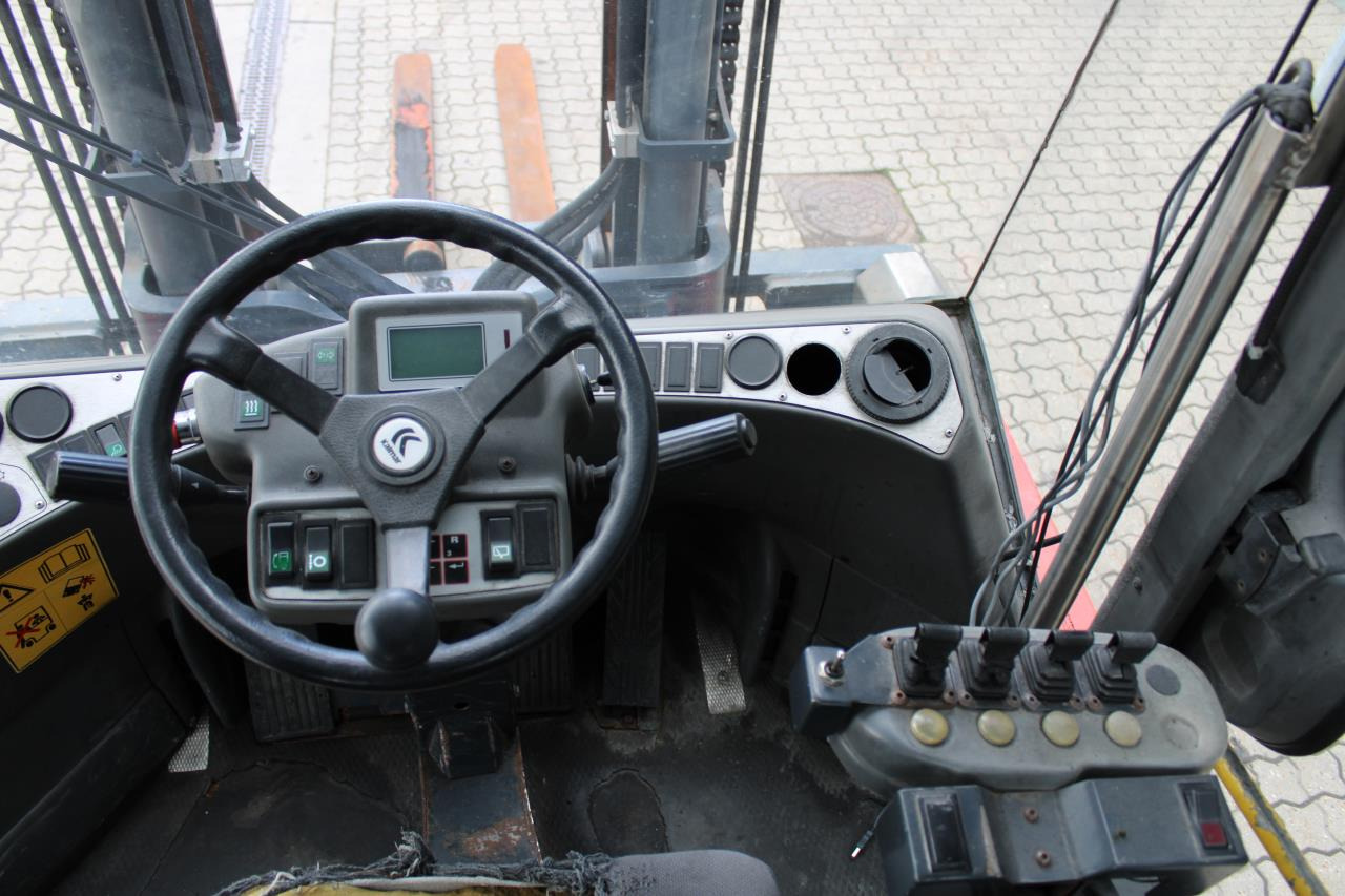 Kalmar ECF70-6 - Chariot élévateur électrique: photos 4 Kalmar ECF70-6 - Chariot élévateur électrique: photos 4