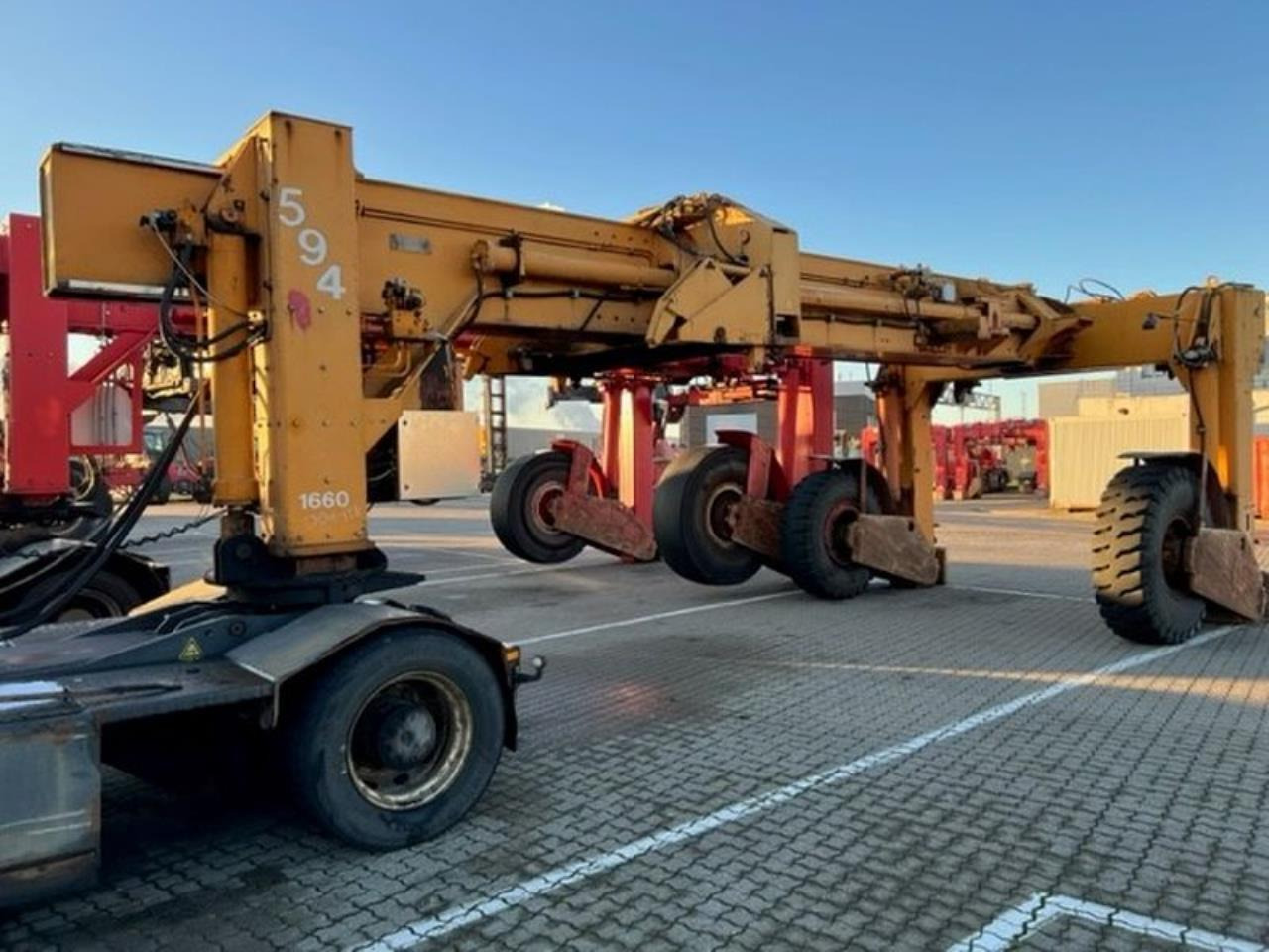 SISU 20-40” - Équipement portuaire: photos 1 SISU 20-40” - Équipement portuaire: photos 1