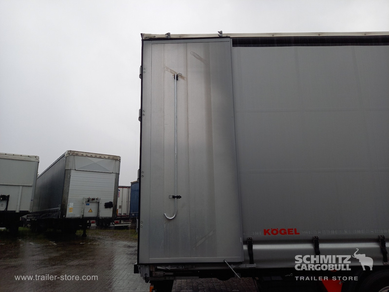 KOEGEL Auflieger Curtainsider Mega - Semi-remorque rideaux coulissants: photos 4 KOEGEL Auflieger Curtainsider Mega - Semi-remorque rideaux coulissants: photos 4