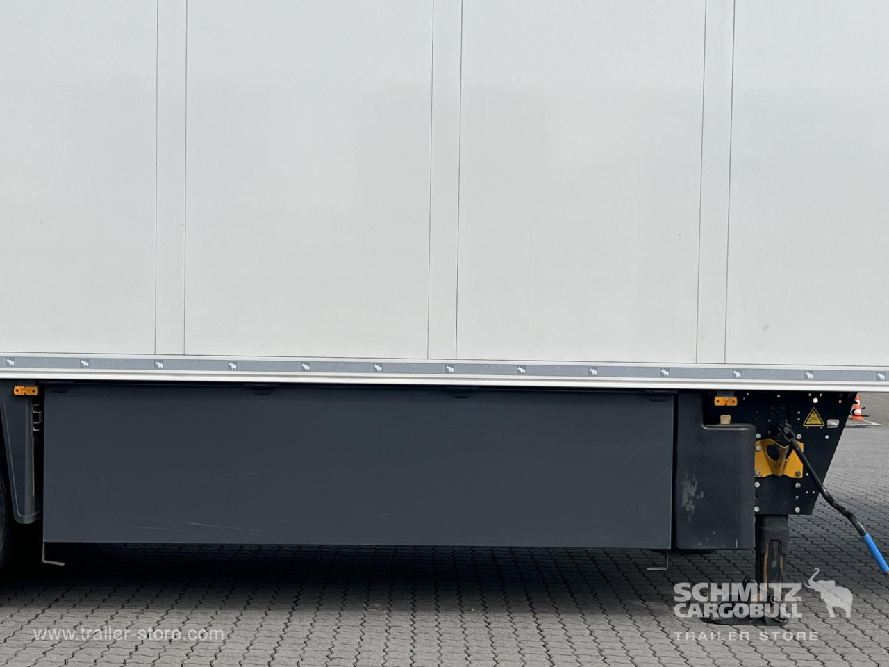 SCHMITZ Auflieger Tiefkühler Multitemp - Semi-remorque isothermique: photos 2 SCHMITZ Auflieger Tiefkühler Multitemp - Semi-remorque isothermique: photos 2