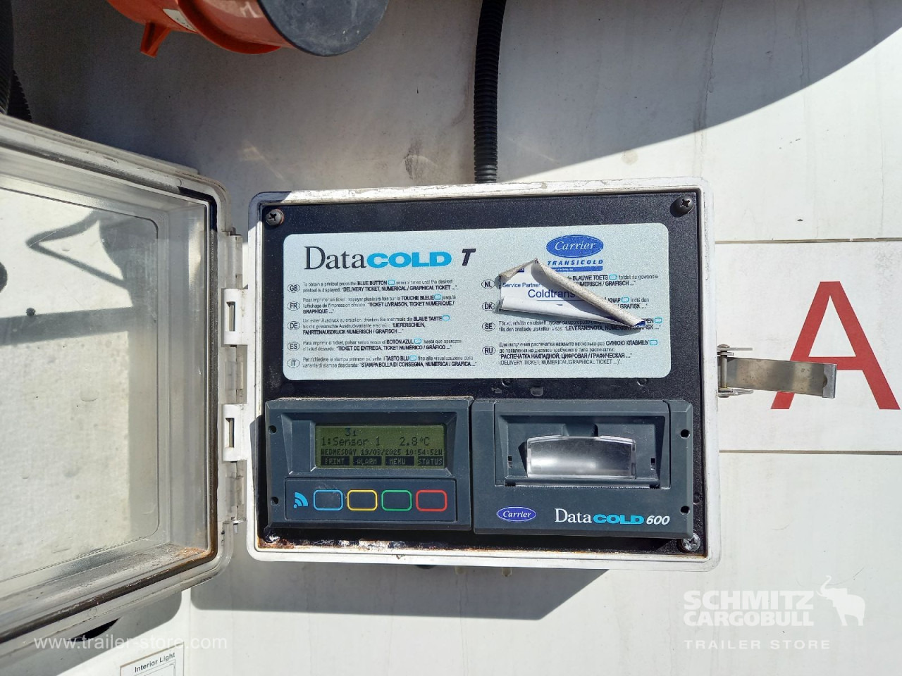 SCHMITZ Auflieger Tiefkühler Standard - Semi-remorque isothermique: photos 2 SCHMITZ Auflieger Tiefkühler Standard - Semi-remorque isothermique: photos 2