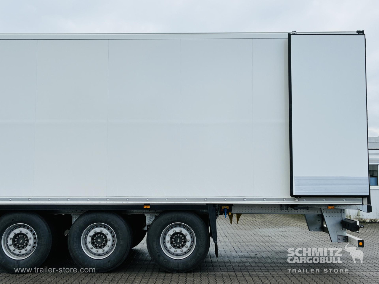 SCHMITZ Auflieger Tiefkühler Standard - Semi-remorque isothermique: photos 2 SCHMITZ Auflieger Tiefkühler Standard - Semi-remorque isothermique: photos 2