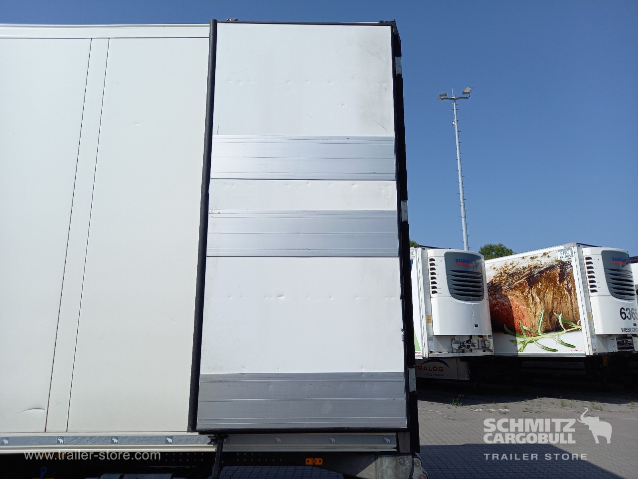 SCHMITZ Auflieger Tiefkühler Standard - Semi-remorque isothermique: photos 4 SCHMITZ Auflieger Tiefkühler Standard - Semi-remorque isothermique: photos 4