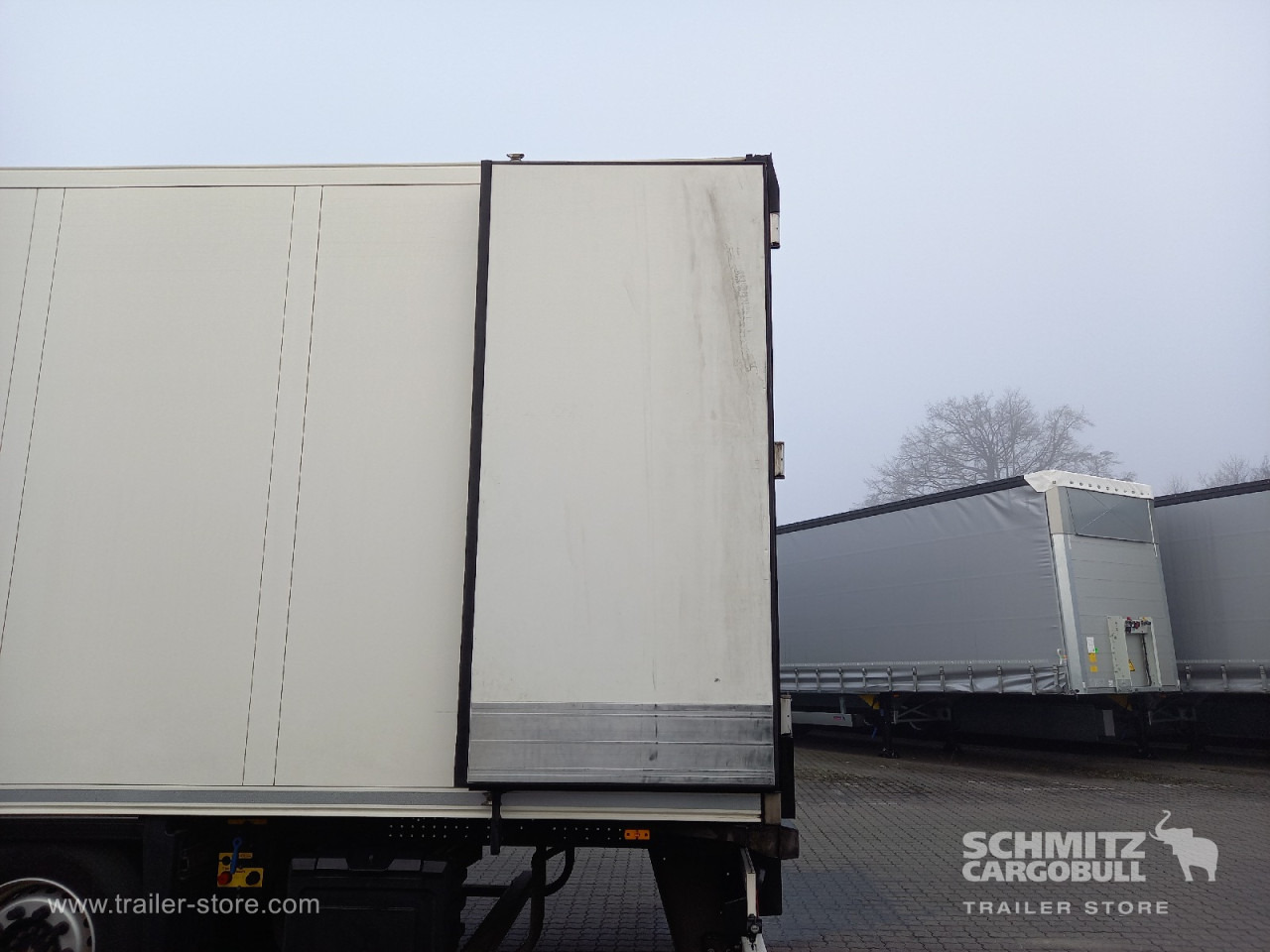 SCHMITZ Auflieger Tiefkühler Standard Double deck - Semi-remorque isothermique: photos 3 SCHMITZ Auflieger Tiefkühler Standard Double deck - Semi-remorque isothermique: photos 3