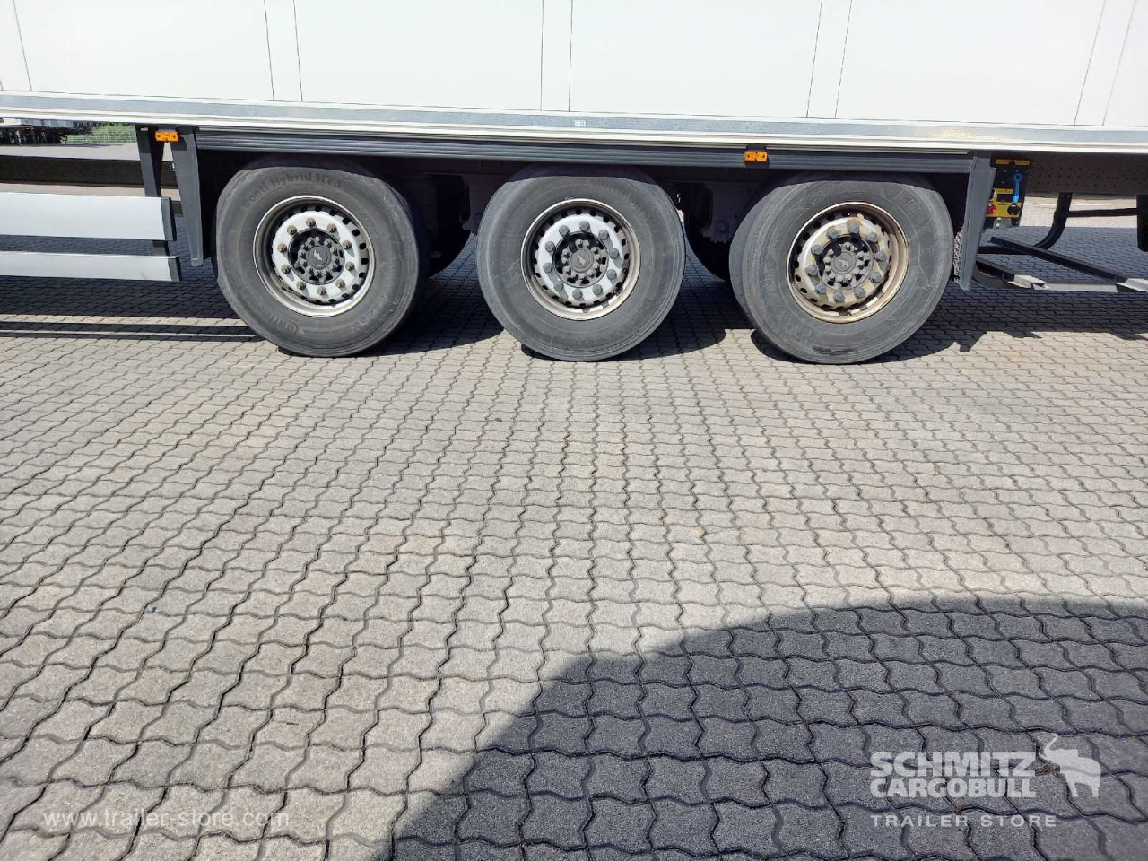 SCHMITZ Auflieger Tiefkühler Standard Double deck - Semi-remorque isothermique: photos 2 SCHMITZ Auflieger Tiefkühler Standard Double deck - Semi-remorque isothermique: photos 2