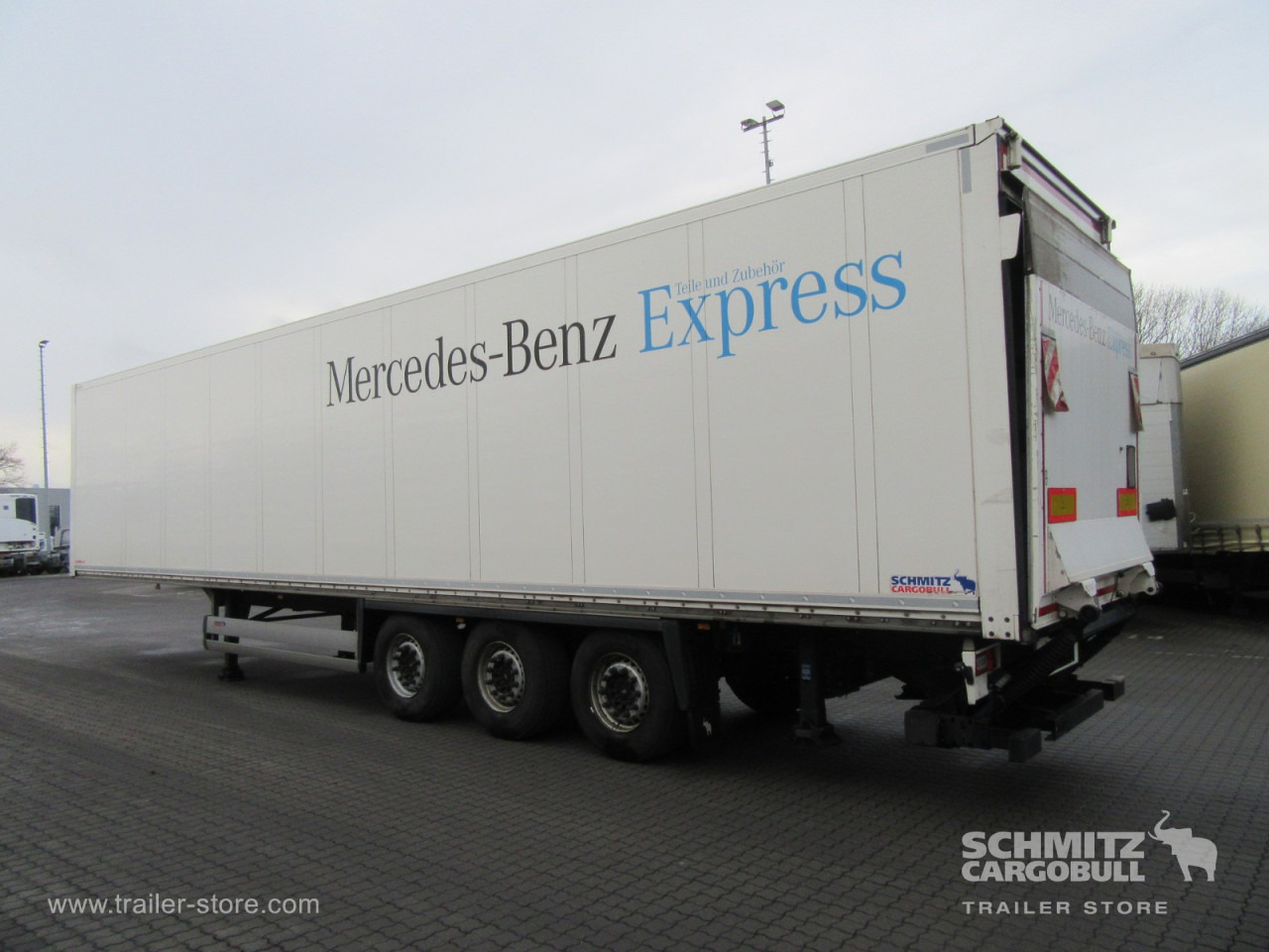 SCHMITZ Auflieger Trockenfrachtkoffer Standard Taillift - Semi-remorque fourgon: photos 5 SCHMITZ Auflieger Trockenfrachtkoffer Standard Taillift - Semi-remorque fourgon: photos 5