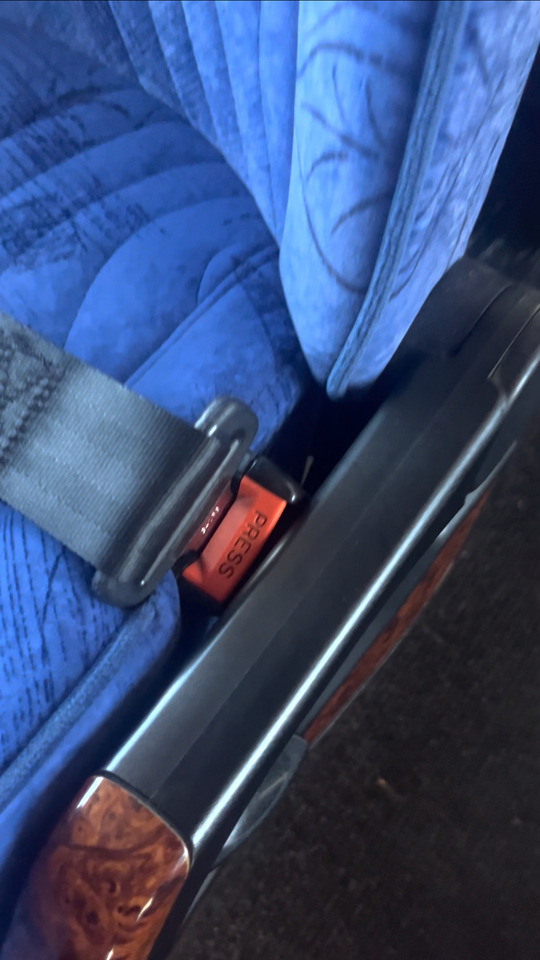 Iveco New Domino euro 5 (WC-KLIMA-57SEATS-NEW TYRES-ALCOA WHEELS) - Autocar: photos 3 Iveco New Domino euro 5 (WC-KLIMA-57SEATS-NEW TYRES-ALCOA WHEELS) - Autocar: photos 3