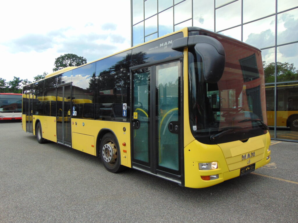 N.1 MAN LION’S CITY A37 LF – Anno 2012 - Bus urbain: photos 1 N.1 MAN LION’S CITY A37 LF – Anno 2012 - Bus urbain: photos 1