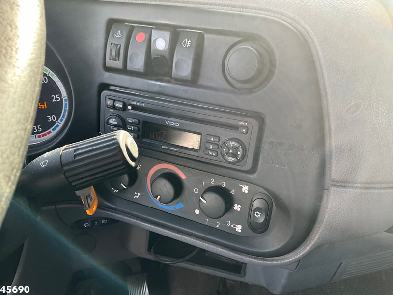 DAF FA 55 LF 220 HMF 10 Tonmeter laadkraan Just 119.287 km! - crédit-bail DAF FA 55 LF 220 HMF 10 Tonmeter laadkraan Just 119.287 km!: photos 13 DAF FA 55 LF 220 HMF 10 Tonmeter laadkraan Just 119.287 km! - crédit-bail DAF FA 55 LF 220 HMF 10 Tonmeter laadkraan Just 119.287 km!: photos 13