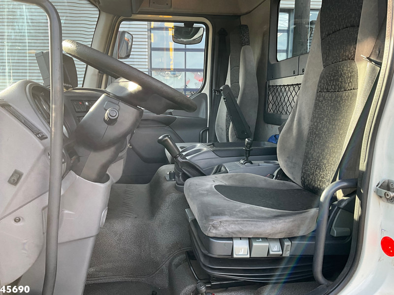 DAF FA 55 LF 220 HMF 10 Tonmeter laadkraan Just 119.287 km! - crédit-bail DAF FA 55 LF 220 HMF 10 Tonmeter laadkraan Just 119.287 km!: photos 12 DAF FA 55 LF 220 HMF 10 Tonmeter laadkraan Just 119.287 km! - crédit-bail DAF FA 55 LF 220 HMF 10 Tonmeter laadkraan Just 119.287 km!: photos 12