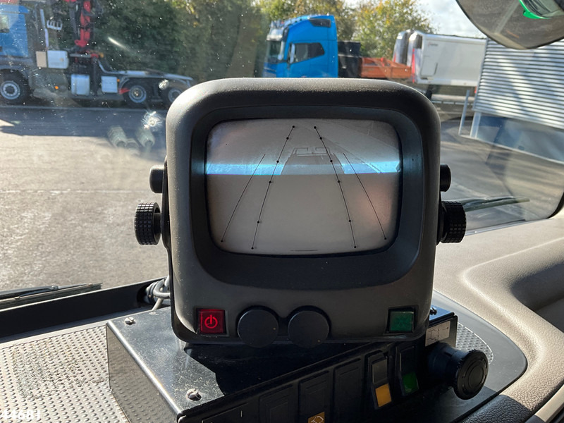 Benne à ordures ménagères DAF FAG 75 CF 250 Euro 5 Geesink 17m³: photos 14