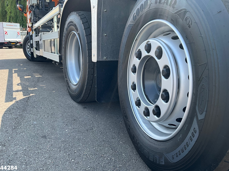 Camion ampliroll, Camion grue DAF FAN XD 450 Euro 6 HMF 23 Tonmeter laadkraan: photos 13
