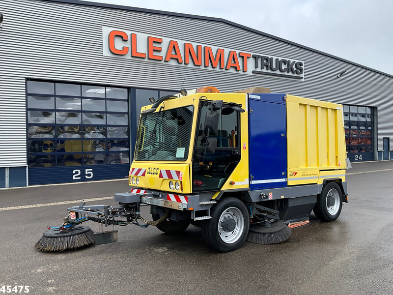 Dulevo 5020 S with 3-rd brush - Balayeuse de voirie: photos 2 Dulevo 5020 S with 3-rd brush - Balayeuse de voirie: photos 2