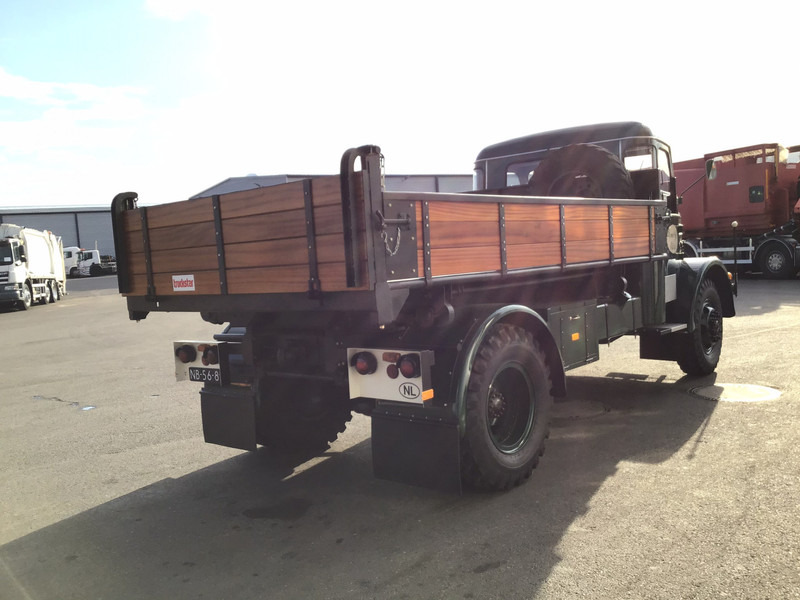 Hogra 4x4 met Netam kipper - Camion benne: photos 5 Hogra 4x4 met Netam kipper - Camion benne: photos 5