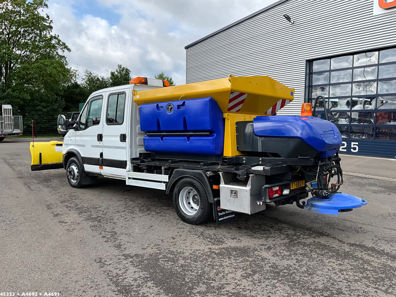 Iveco Daily 70C17 Nido zoutstrooier - Engin de déneigement: photos 2 Iveco Daily 70C17 Nido zoutstrooier - Engin de déneigement: photos 2